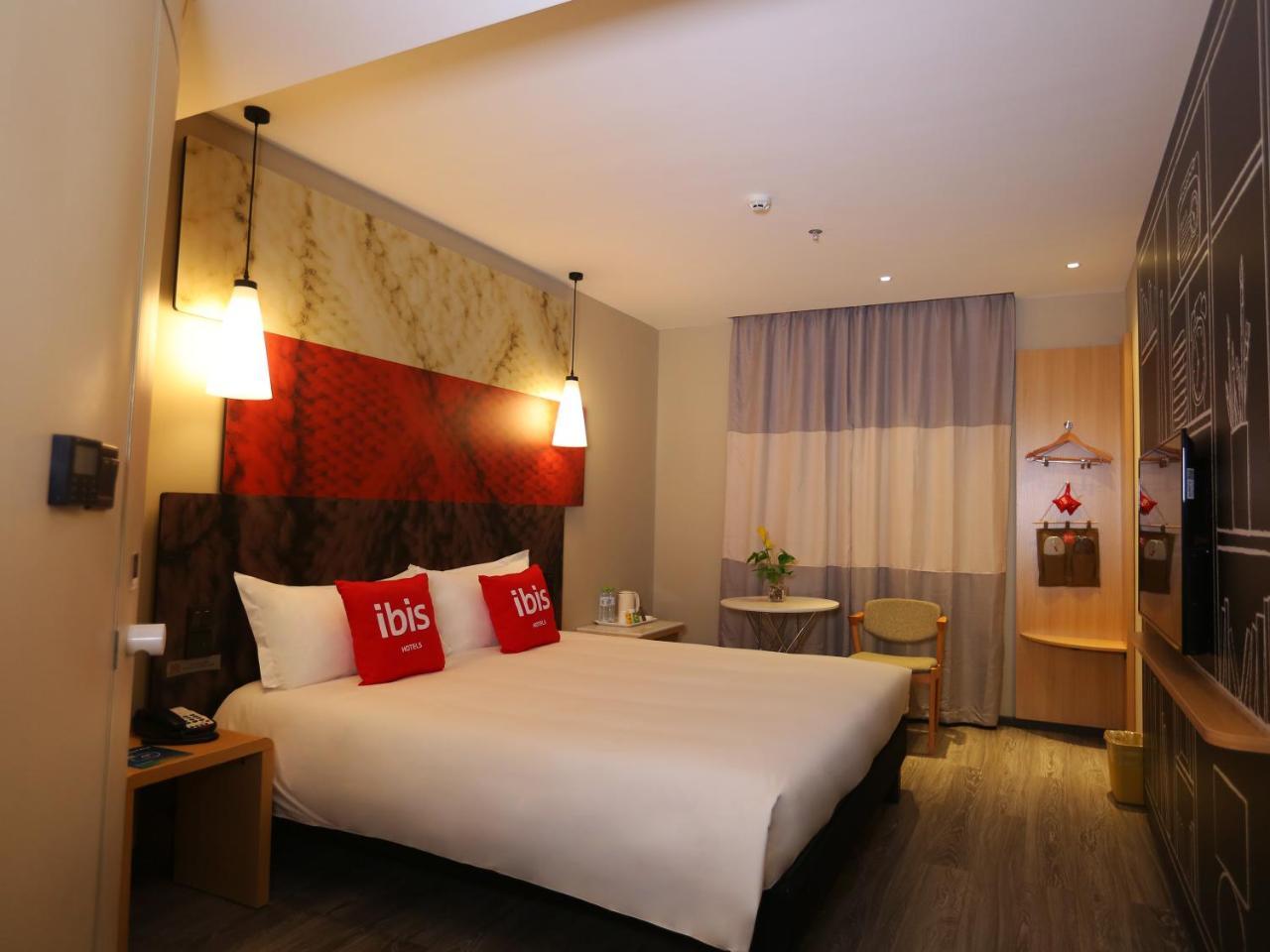 Ibis Haikou Injoy Plaza Hotel Dış mekan fotoğraf